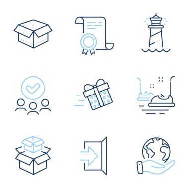 Deniz feneri, paketleme kutuları ve mevcut dağıtım hattı simgeleri ayarlandı. Diploma sertifikası, gezegeni kurtarmak, bir grup insan. Çarpışan arabalar, açık kasa ve çıkış tabelaları. Vektör