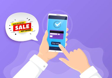 Pankartta% 50 indirim var. Telefonla kredi kartıyla öde. İndirimli çıkartma şekli. Sıcak teklif ikonu. Rozet satışları% 50. Çevrimiçi kredi kartıyla ödeme. El ele tutuşan akıllı telefon. Vektör