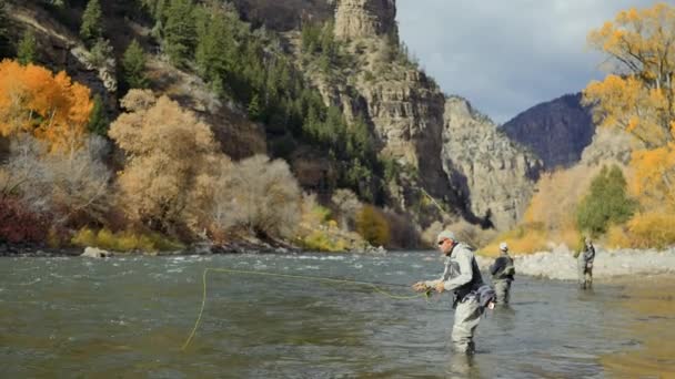 Csoport Férfi Legyező Colorado Folyó — Stock videók