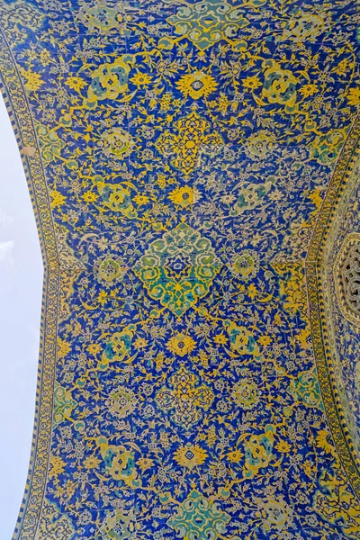 Abóbada da mesquita Isfahan Shah — Fotografia de Stock