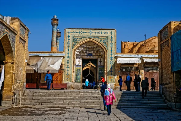 Entrada a la Mezquita Vieja Isfahán — Foto de Stock