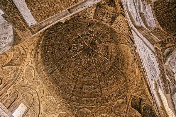Isfahan Old Mosque ceiling — Stock Photo, Image