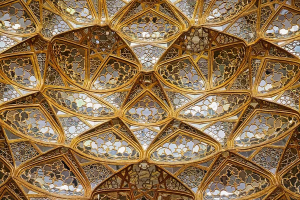 Chehel Sotoun muqarnas