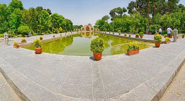 Chehel Sotoun palace courtyard — Stock Photo, Image