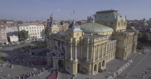 Théâtre national croate à Zagreb aérienne — Video