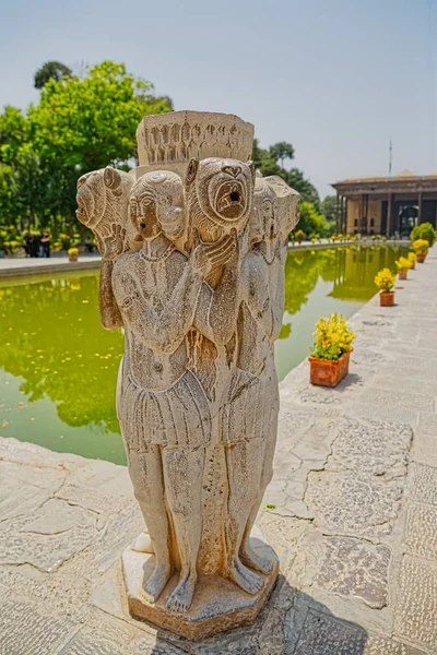 Chehel Sotoun statua decorativa — Foto Stock