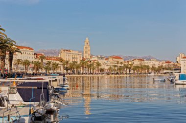 Bölünmüş panoramik görünüm