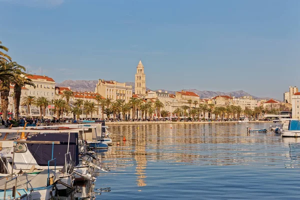 Bölünmüş panoramik görünüm