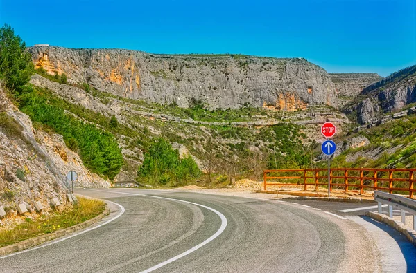 River Cikola road — Stock Photo, Image