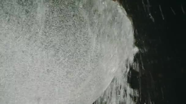 Fountain at St. Peter square in Vatican — Stock Video