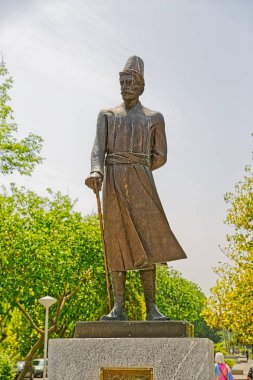 Ostad Ali Akabar Isfahani heykeli