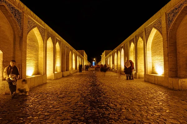 Khaju Bridge Isfahan by night — Stock Photo, Image