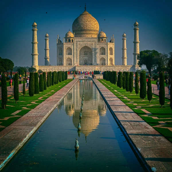 Il famoso Taj Mahal, India — Foto Stock