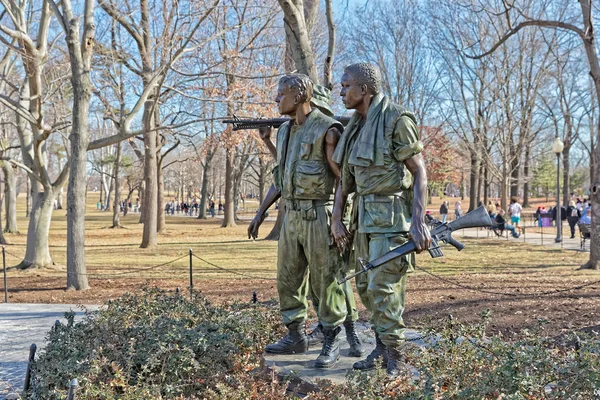Drei Soldaten vietnam kriegsdenkmal in washington dc — Stockfoto