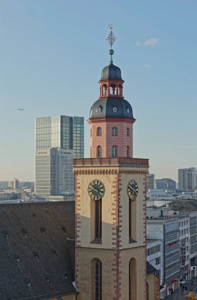 Frankfurt Santa Catalina Iglesia Luterana torre vista aérea — Foto de Stock