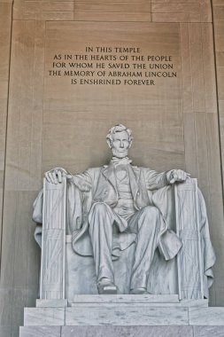 Abd'nin Washington Kentinde Lincoln Anıtı heykeli
