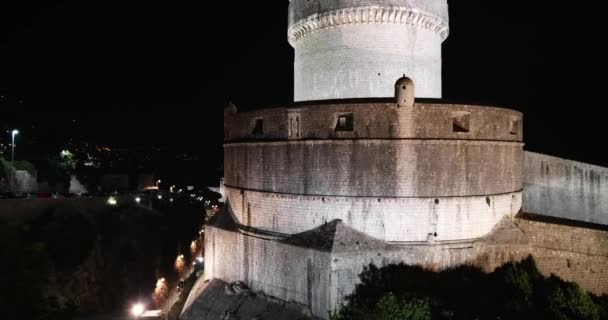 Fortaleza Minceta en la cima de las murallas de la ciudad de Dubrovnik — Vídeos de Stock