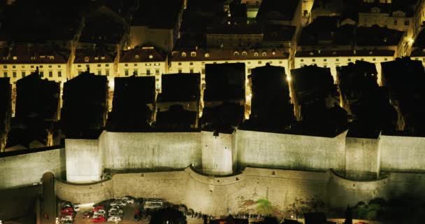 Панорама старого города Дубровника ночью — стоковое видео