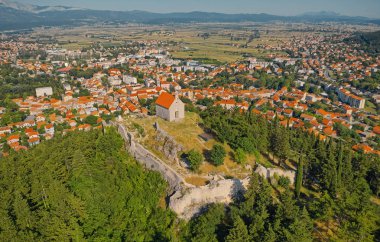 Sinj panoramik hava manzarası