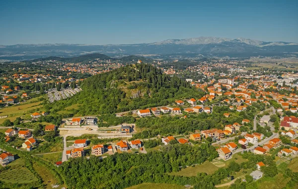 Sinj panoramiczny widok z lotu ptaka — Zdjęcie stockowe