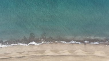 Gökyüzünden Maspalomas sahilinin manzarası