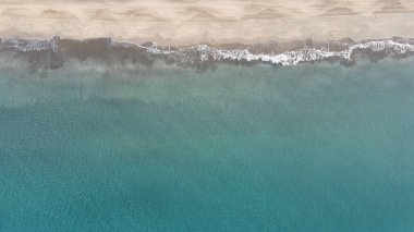 Gökyüzünden Maspalomas sahilinin manzarası