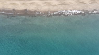 Gökyüzünden Maspalomas sahilinin manzarası