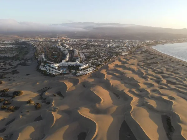 Maspaloma Kumulları 'nın doğal rezervinin havadan görünüşü