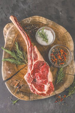 Barbekü Tomahawk biftek kopya alanı ile