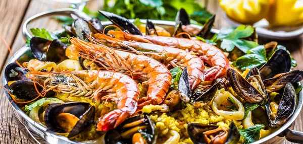 Traditional Seafood Paella Pan Wooden Old Table — Stock Photo, Image