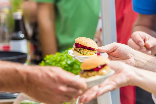 Veganer Burger Auf Street Food Festival — Stockfoto