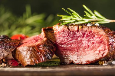 Taze bonfile yakın çekim