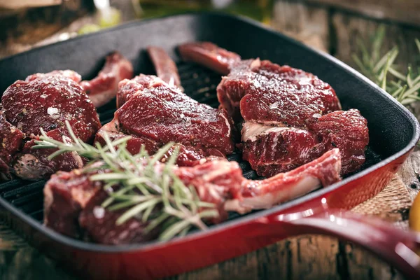 Taze geyik eti raf yakın çekim