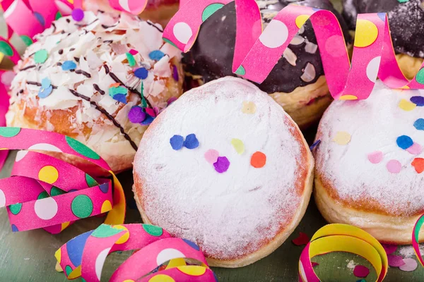 Deutsche Donuts Krapfen Oder Berliner Gefüllt Mit Marmelade — Stockfoto