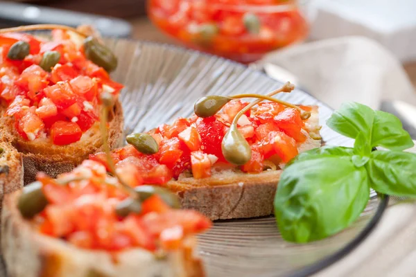 Italian Cooking Concept Bruschettas Pesto Tomatoes — Stock Photo, Image