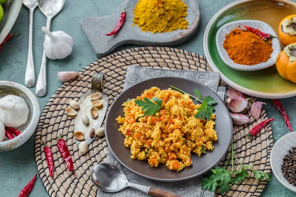 Läcker Hemlagad Vegetarisk Couscous Med Grönsaker — Stockfoto