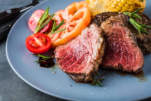 Fresh Filet Steak Table — Stock Photo, Image