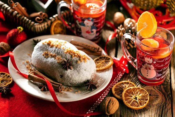 Gâteau Noël Traditionnel Allemand Aux Canneberges Aux Ornements Noël — Photo