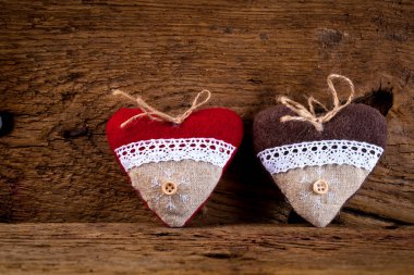 Ahşap arka planda noel süslemesi