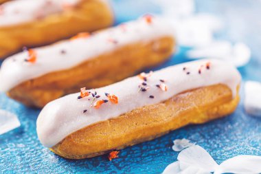 Ev yapımı kek eklerleri. Geleneksel eklerleri, profitroles klasik, eklerleri Fransız.