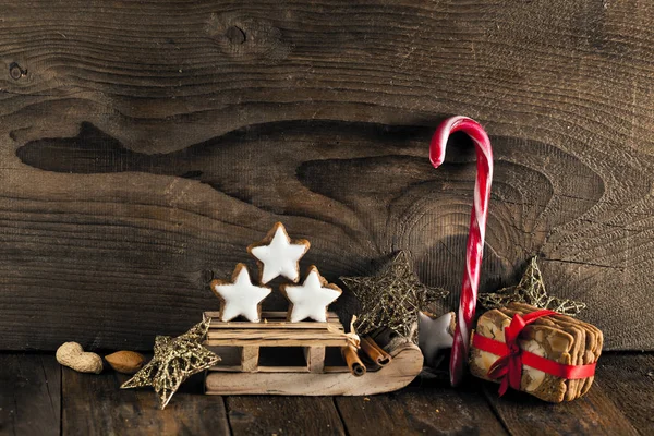 Especiarias Natal Estrelas Ainda Vida Com Deliciosos Biscoitos Forma Estrela — Fotografia de Stock