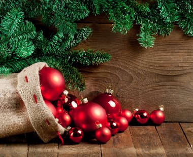 Festival Christmas dekorasyon ahşap tahta arka plan üzerinde