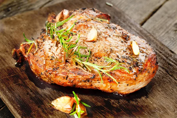 Grilled Beef Steak Wooden Cutting Board — Stock Photo, Image