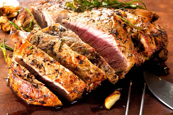 Filete Ternera Parrilla Tabla Cortar Madera — Foto de Stock