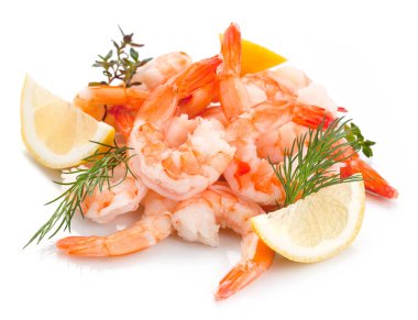 Beyaz arkaplanda karides izole edildi