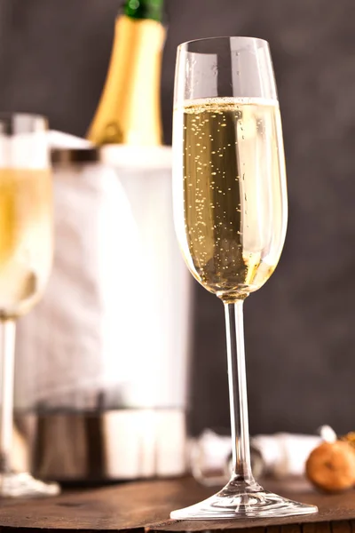 Şampanya Bardakları Şişe — Stok fotoğraf