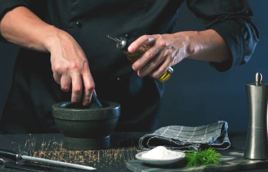 Lokanta mutfağı erkek şefi 