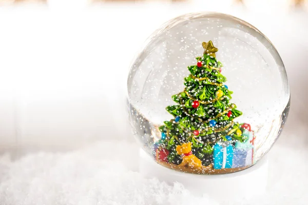 Feriado Fundo Natal Com Bola Neve — Fotografia de Stock