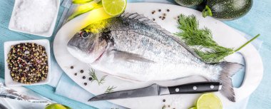 Taze dorade Royal balık