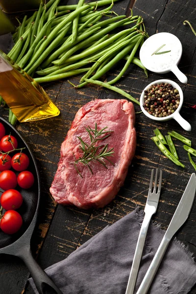 Carne Fresca Parrilla Bistec Res Parrilla Medio Raro Tabla Cortar — Foto de Stock